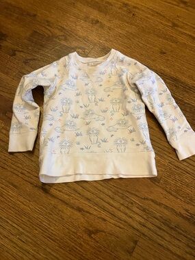 The Beaufort Bonnet Company Cream Crewneck with Blue Lion Print